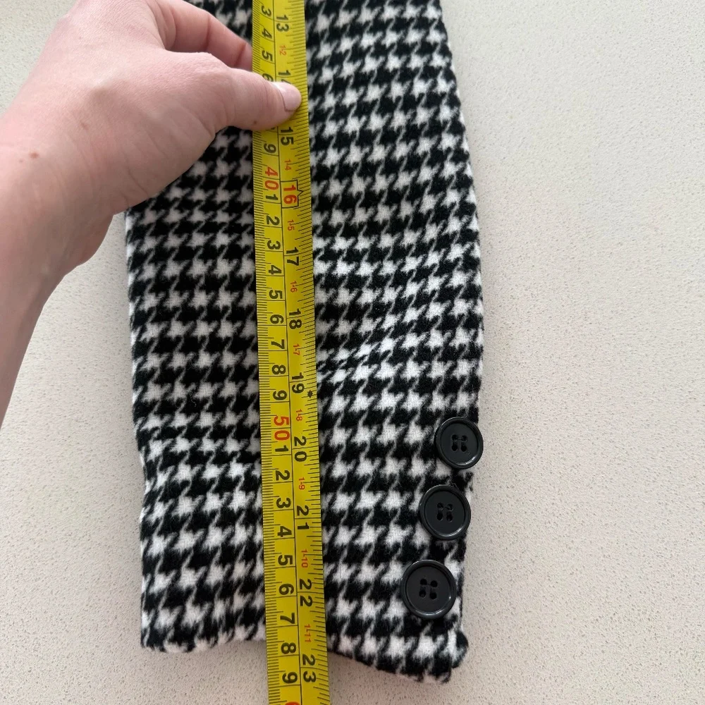 Black White Houndstooth Cropped Blazer & Skirt Set Size S Thick Material - Picture 14 of 16